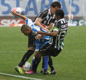 Avaí 0 x 4 Figueirense - Clássico, mas nem tanto... 3 0002048125096 img