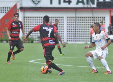 Vitória 1 x 1 Corinthians - Sonho da Libertadores mais distante, Corinthians! 2 0002048125113 img