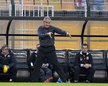 Técnico do Corinthians admite empate amargo e ‘momento de persistência’