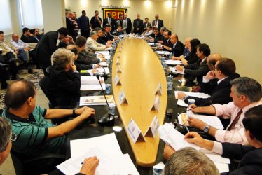 Sem revelar forma de disputa, FPF promove Conselho Técnico da Série A2