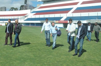 Copa 2014: Comitiva do Equador faz vistoria no Estádio Centenário, em Caxias do Sul