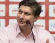 Especialista no futebol paulista, Ivan Baitello aguarda propostas