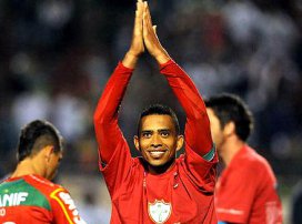 Na briga contra degola, Lusa ainda encara assédio dos rivais