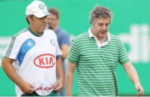 Em alta no mercado, técnico Gilson Kleina ainda não foi procurado pelo Palmeiras