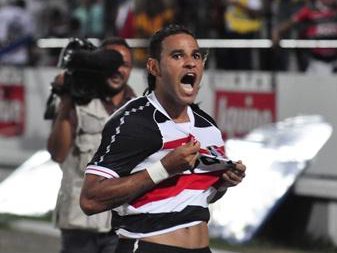Alagoano: Torcedores do CRB sonham com contratação de ex-Flamengo