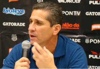 Após aplicar um nó tático, técnico da Ponte Preta dedica vitória aos jogadores