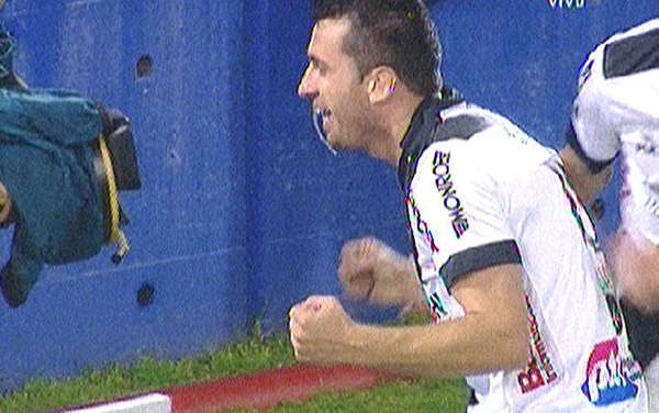 Sul-Americana: Atacante da Ponte Preta aponta São Paulo como favorito na semi