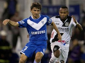 Sul-Americana: “Jorginho pediu para eu marcar e depois atacar”, explica Chiquinho