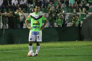 Série B: Jogadores da Chapecoense não veem motivos para vaias