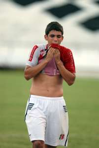 Série C: Meia do Santa cobra mais vontade dos companheiros pelo título