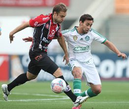 Palmeiras 3 x 0 Joinville - Verdão volta a vencer e vê título ainda mais perto