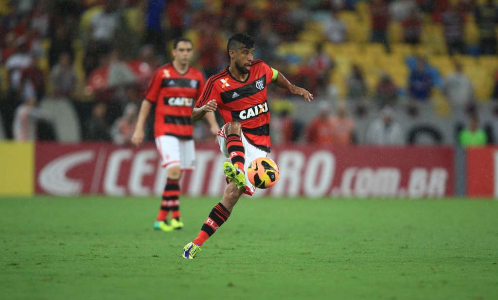 Diretoria do Flamengo “enlouquece” e ingresso mais barato para final será 250 reais
