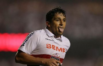 Atacante do São Paulo admite que gostaria que Muricy poupasse elenco
