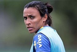 Futebol Feminino: Marta é convocada para defender a Seleção em torneio