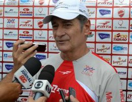 Dario Pereyra, ele mesmo, quer uma oportunidade no ano da Copa do Mundo