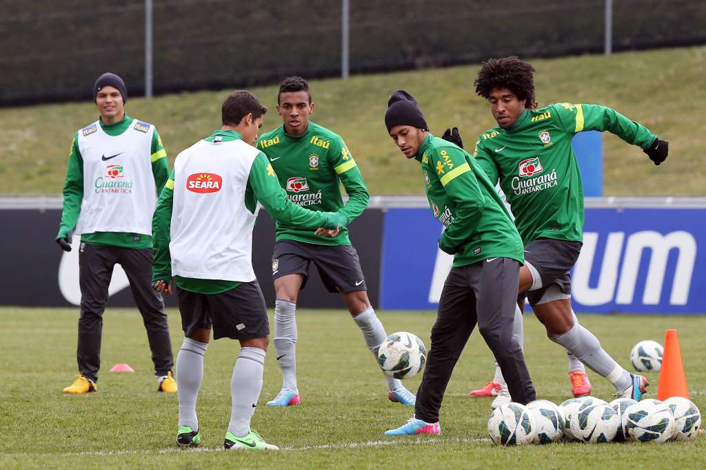 Após apresentação, Seleção treina nesta terça em Miami