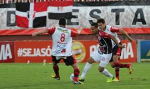 Joinville 1 x 1 Oeste - JEC fica na espera de um milagre