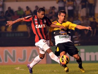 Criciúma 2 x 1 Atlético-PR – Tigre garante o tricampeonato do Cruzeiro!