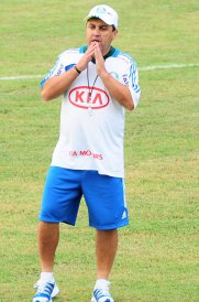 Série B: Com Serginho titular, Kleina arma Palmeiras no 4-4-2