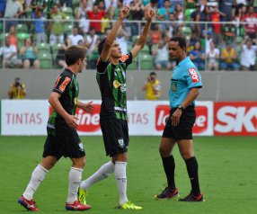 América-MG 3 x 0 Atlético-GO - O sonho ainda está vivo...