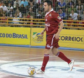 Liga Futsal: Falcão faz de cabeça, Orlândia empata e leva o bicampeonato