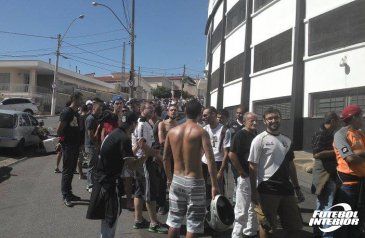 Melhor correr! Em 1 hora, torcida da Ponte compra mil ingressos para semifinal