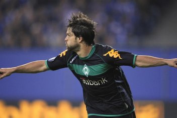 Comentarista afirma que Corinthians se interessa por Diego, ex-Santos