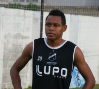 Série B: Ex-lateral da Ponte não deve continuar no ABC em 2014