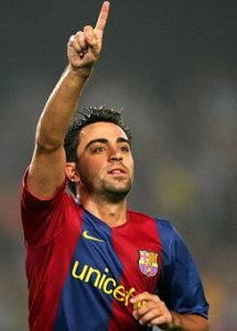 Espanhol: Lesionado, Xavi vira dúvida no Barça para sábado