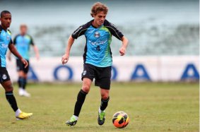 Meia admite não estar pronto para 90 minutos no Grêmio