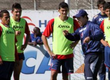 Série B: Técnico do Paraná já recebeu proposta de time do Brasileirão