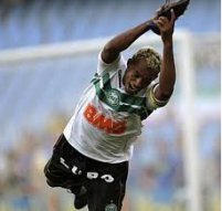 XV recebe “sim” de Marcelinho e espera treinador para fechar