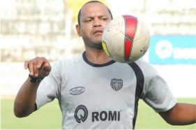 Time da Série A2 anuncia pacotão com Tuta, Aloísio Chulapa e Acosta