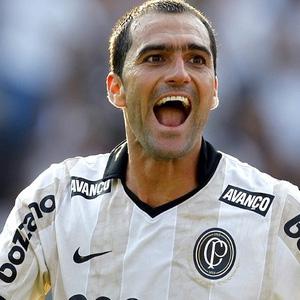 Corinthians pode perder camisa 10 para futebol chinês