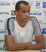 Paulistão: Rivaldo anuncia possível aposentadoria para 2014