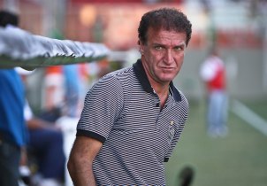 Cuca festeja novo acordo e longevidade no Atlético-MG