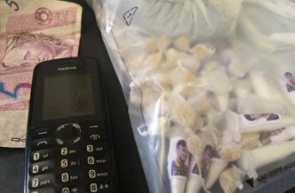 Neymar vira uma droga! Craque é usado como estampa de cocaína em São Vicente