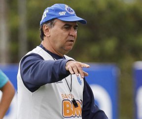 Já campeão, técnico do Cruzeiro quer vitória sobre ex-clube