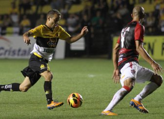 Criciúma 1 x 1 Vitória – Tigre pressionou, mas o resultado complicou para os dois