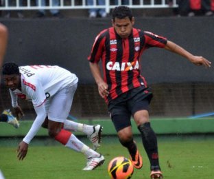 Atlético-PR 6 x 1 Náutico – Em ritmo de treino, goleada e show de Paulo Baier