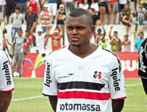 Série C: Volante do Santa Cruz avalia empate como um ótimo resultado