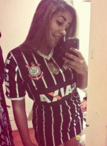 Onde há fumaça… Irmã coloca camisa 10 do São Paulo no Timão