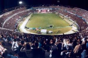 Série C: Santa Cruz é punido por não usar Arena Pernambuco em decisão