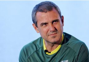 Vôlei: COB elege Zé Roberto Guimarães como técnico do ano