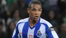 Copa 2014: Outro? Volante brasileiro pode defender a seleção de Portugal