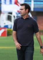 Paysandu confirma interesse em treinador sensação da Série B