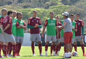 Série B: América-MG renova com ex-técnico de Fla e Grêmio