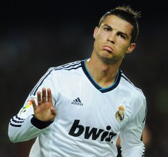 Espanhol: Lesionado, Cristiano Ronaldo volta a desfalcar o Real