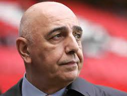 Italiano: Adriano Galliani revela que pedirá demissão do Milan