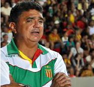 Série C: Com acesso garantido, Sampaio Corrêa renova com Flávio Araújo